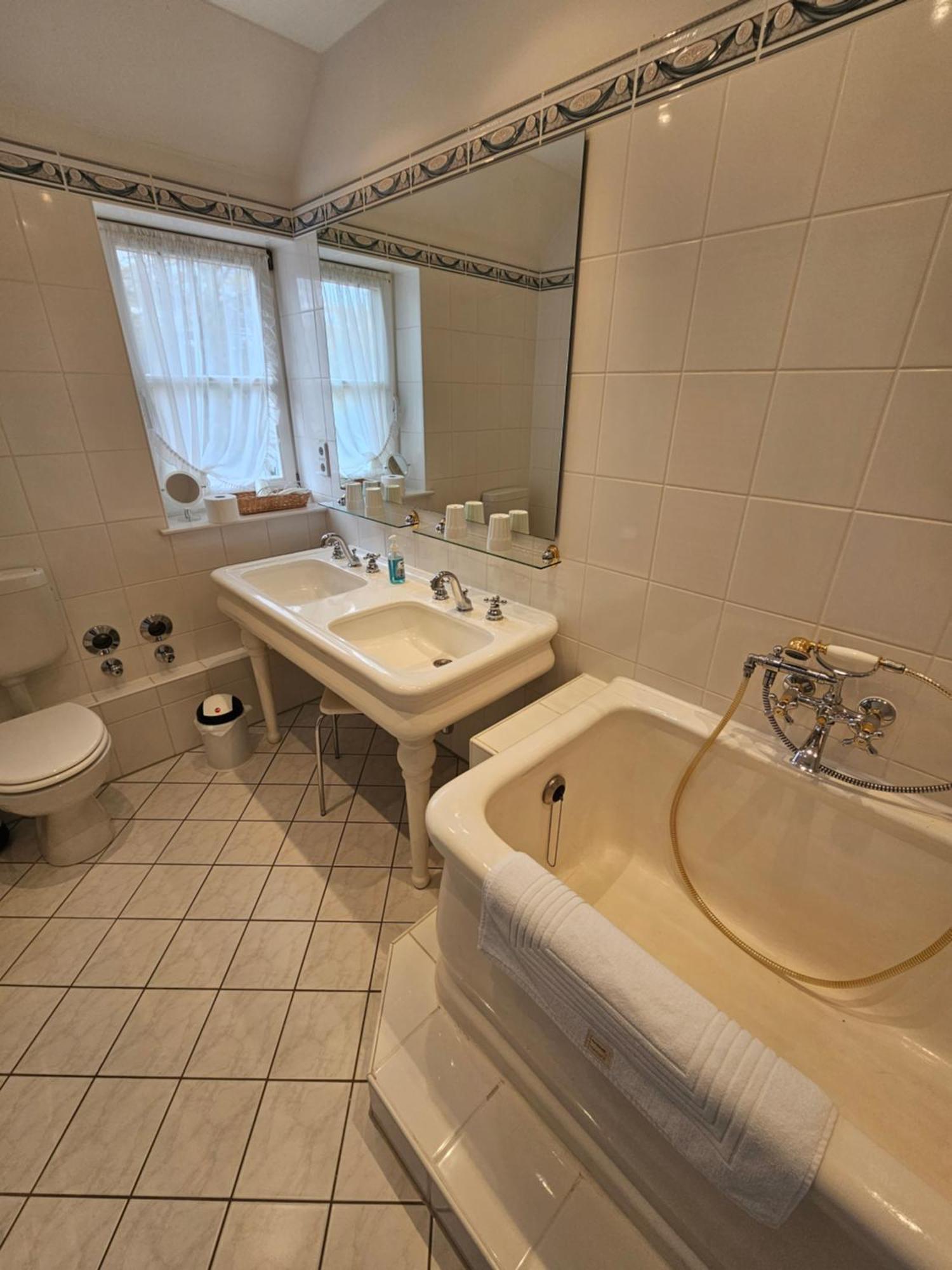 Landhaus Saaleck Naumburg  Habitación foto